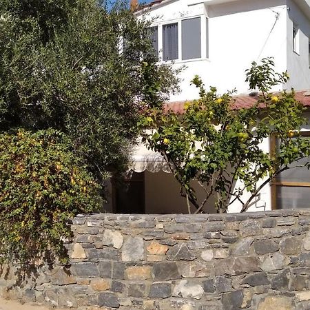 Traditional House In Elounda Экстерьер фото